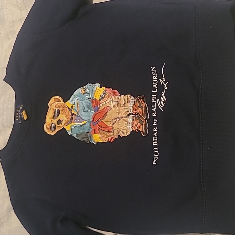 Ralph lauren polo. Bear sweatshirt excellent condition